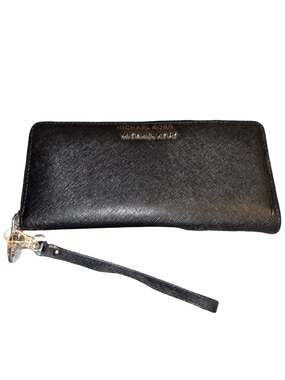 Michael Kors Jet Set Travel Saffiano Leather Continental Zip Around Wallet with